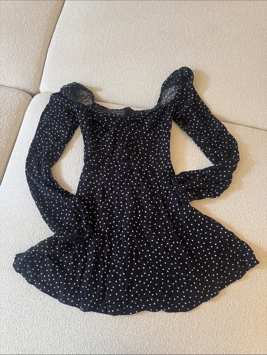 Reformation Dresses & Skirts - Reformation Black and White Polka Dot Puff-Sleeve Dress
